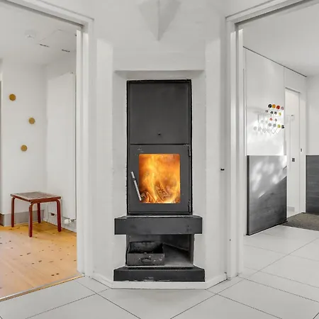 2 Bedroom Beautiful Home In Grenaa * Grenaa